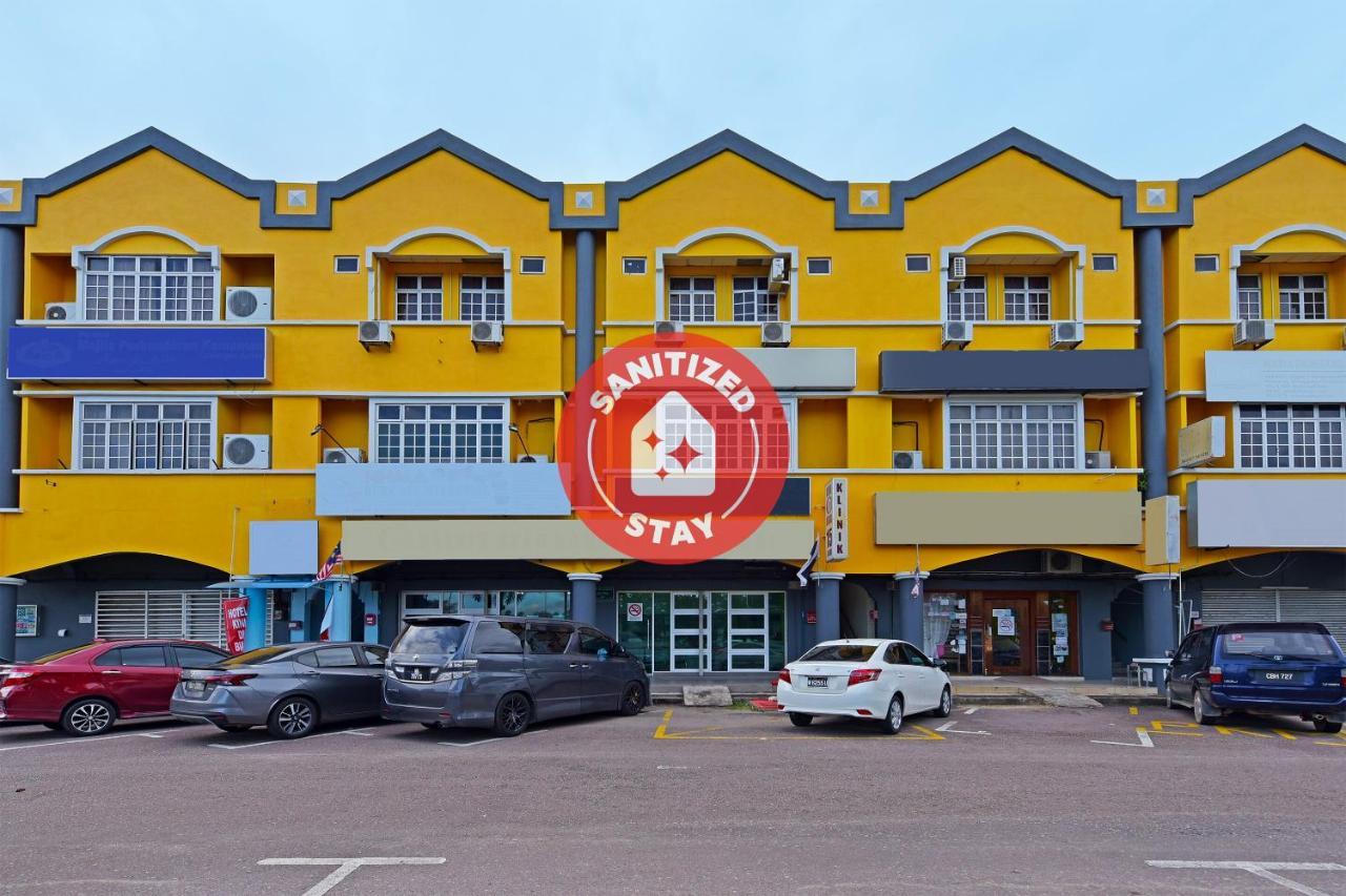 Oyo 90672 De Paradise Turtle Hotel Kerteh Exterior foto